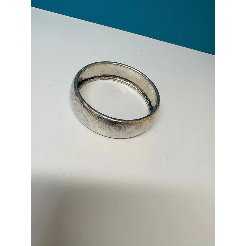 N/A vintage wide
